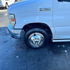 Bus-Shuttle-Fleet-Cleaning-in-Tulsa-Oklahoma-Church-School-Community-Vehicle-Washing 3