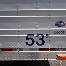 Fleet-Washing-for-Refrigerated-Trailers-Flatbeds-in-Tulsa-OK 5